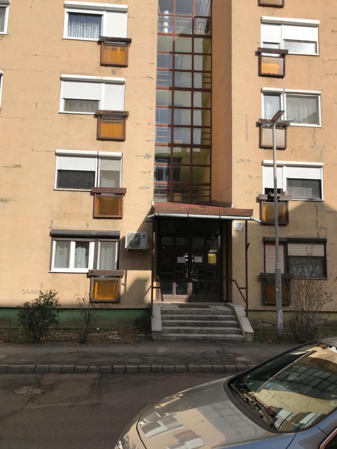 Zen Apartman Szolnok Exterior foto
